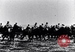 Standbild montiert Französische Kavallerie Frankreich, 1916, aus Sekunde 54 historischem Filmmaterial Videoclip 65675027508