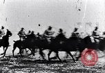 Standbild montiert Französische Kavallerie Frankreich, 1916, aus Sekunde 59 historischem Filmmaterial Videoclip 65675027508
