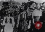 Immagine di Reggimento francese di ritorno dalla parte anteriore Francia, 1917, secondo 50 filmato di repertorio 65675027514