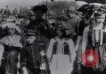 Immagine di Reggimento francese di ritorno dalla parte anteriore Francia, 1917, secondo 58 filmato di repertorio 65675027514