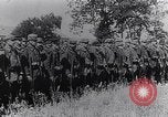 Immagine di Reggimento francese di ritorno dalla parte anteriore Francia, 1917, secondo 62 filmato di repertorio 65675027514