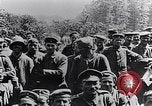 Immagine di Prigionieri di guerra tedeschi Francia, 1917, secondo 18 filmato di repertorio 65675027518