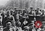 Immagine di Prigionieri di guerra tedeschi Francia, 1917, secondo 21 filmato di repertorio 65675027518