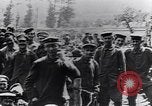 Immagine di Prigionieri di guerra tedeschi Francia, 1917, secondo 32 filmato di repertorio 65675027518