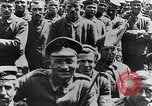 Immagine di Prigionieri di guerra tedeschi Francia, 1917, secondo 44 filmato di repertorio 65675027518