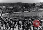 Immagine di Prigionieri di guerra tedeschi Francia, 1917, secondo 62 filmato di repertorio 65675027518