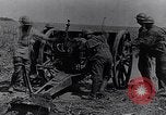 Image artilleurs français France, 1917, de la seconde 4 séquences d'archives historiques vidéo 65675027519