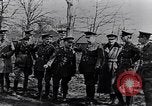 Image Les officiers britanniques de haut rang sur la tournée d'inspection à l'avant France, 1915, de la seconde 3 séquences d'archives historiques vidéo 65675027524