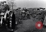 Image Les officiers britanniques de haut rang sur la tournée d'inspection à l'avant France, 1915, de la seconde 15 séquences d'archives historiques vidéo 65675027524