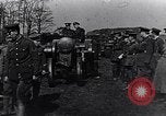 Image Les officiers britanniques de haut rang sur la tournée d'inspection à l'avant France, 1915, de la seconde 19 séquences d'archives historiques vidéo 65675027524