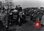 Image Les officiers britanniques de haut rang sur la tournée d'inspection à l'avant France, 1915, de la seconde 21 séquences d'archives historiques vidéo 65675027524
