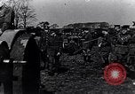 Image Les officiers britanniques de haut rang sur la tournée d'inspection à l'avant France, 1915, de la seconde 27 séquences d'archives historiques vidéo 65675027524