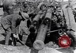 Immagine di British 60 pounder pezzo di campo Fiandre, 1916, secondo 12 filmato di repertorio 65675027528