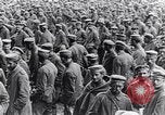 Image des prisonniers de guerre allemands France, 1917, de la seconde 14 séquences d'archives historiques vidéo 65675027535