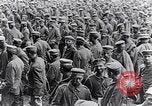 Image des prisonniers de guerre allemands France, 1917, de la seconde 17 séquences d'archives historiques vidéo 65675027535