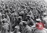 Image des prisonniers de guerre allemands France, 1917, de la seconde 25 séquences d'archives historiques vidéo 65675027535