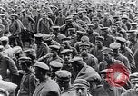 Image des prisonniers de guerre allemands France, 1917, de la seconde 37 séquences d'archives historiques vidéo 65675027535