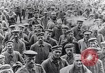 Image des prisonniers de guerre allemands France, 1917, de la seconde 50 séquences d'archives historiques vidéo 65675027535