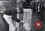Standbild Mann Serbien, 1917, aus Sekunde 44 historischem Filmmaterial Videoclip 65675027537