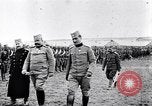 Standbild serbische Generäle review serbische Soldaten Ersten Weltkrieg Thessaloniki Griechenland, 1917, aus Sekunde 23 historischem Filmmaterial Videoclip 65675027538