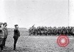 Standbild serbische Generäle review serbische Soldaten Ersten Weltkrieg Thessaloniki Griechenland, 1917, aus Sekunde 38 historischem Filmmaterial Videoclip 65675027538