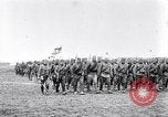 Standbild serbische Generäle review serbische Soldaten Ersten Weltkrieg Thessaloniki Griechenland, 1917, aus Sekunde 46 historischem Filmmaterial Videoclip 65675027538
