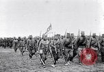 Standbild serbische Generäle review serbische Soldaten Ersten Weltkrieg Thessaloniki Griechenland, 1917, aus Sekunde 50 historischem Filmmaterial Videoclip 65675027538
