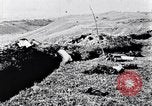 Image Première Guerre Mondiale tranchée et morts soldat autrichien Front de l'Est, 1917, de la seconde 12 séquences d'archives historiques vidéo 65675027539