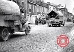 Standbild Verstärkung der französischen Truppen Kopf zu Ersten Weltkrieg vorne Frankreich, 1917, aus Sekunde 14 historischem Filmmaterial Videoclip 65675027540