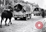 Standbild Verstärkung der französischen Truppen Kopf zu Ersten Weltkrieg vorne Frankreich, 1917, aus Sekunde 27 historischem Filmmaterial Videoclip 65675027540