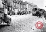 Standbild Verstärkung der französischen Truppen Kopf zu Ersten Weltkrieg vorne Frankreich, 1917, aus Sekunde 30 historischem Filmmaterial Videoclip 65675027540