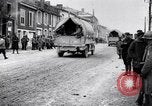 Standbild Verstärkung der französischen Truppen Kopf zu Ersten Weltkrieg vorne Frankreich, 1917, aus Sekunde 42 historischem Filmmaterial Videoclip 65675027540