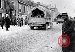 Standbild Verstärkung der französischen Truppen Kopf zu Ersten Weltkrieg vorne Frankreich, 1917, aus Sekunde 58 historischem Filmmaterial Videoclip 65675027540