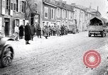 Standbild Verstärkung der französischen Truppen Kopf zu Ersten Weltkrieg vorne Frankreich, 1917, aus Sekunde 60 historischem Filmmaterial Videoclip 65675027540