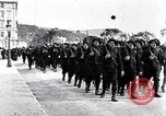 Image Chasseurs Alpins marching in Première Guerre Mondiale France, 1917, de la seconde 10 séquences d'archives historiques vidéo 65675027542