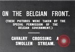 Image radeaux faite de perches et de sacs de toile Belgique, 1915, de la seconde 8 séquences d'archives historiques vidéo 65675027547