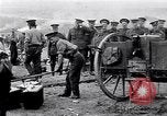 Standbild britische Soldaten Saloniki Griechenland, 1915, aus Sekunde 7 historischem Filmmaterial Videoclip 65675027550