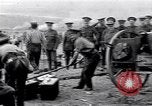 Standbild britische Soldaten Saloniki Griechenland, 1915, aus Sekunde 8 historischem Filmmaterial Videoclip 65675027550