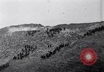 Image charge d'infanterie belge Nieuport Belgique, 1914, de la seconde 58 séquences d'archives historiques vidéo 65675027555
