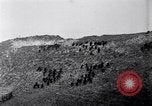 Image charge d'infanterie belge Nieuport Belgique, 1914, de la seconde 61 séquences d'archives historiques vidéo 65675027555