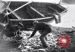 Standbild alte Fischer Sidmouth England, 1916, aus Sekunde 21 historischem Filmmaterial Videoclip 65675027556