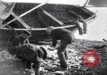 Standbild alte Fischer Sidmouth England, 1916, aus Sekunde 23 historischem Filmmaterial Videoclip 65675027556