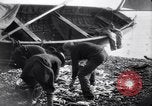 Standbild alte Fischer Sidmouth England, 1916, aus Sekunde 28 historischem Filmmaterial Videoclip 65675027556