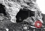Standbild französischen machine gun emplacement Ersten Weltkrieg Maurepas Yvelines Frankreich, 1917, aus Sekunde 13 historischem Filmmaterial Videoclip 65675027558