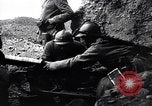Standbild französischen machine gun emplacement Ersten Weltkrieg Maurepas Yvelines Frankreich, 1917, aus Sekunde 33 historischem Filmmaterial Videoclip 65675027558