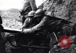 Standbild französischen machine gun emplacement Ersten Weltkrieg Maurepas Yvelines Frankreich, 1917, aus Sekunde 36 historischem Filmmaterial Videoclip 65675027558