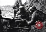 Standbild französischen machine gun emplacement Ersten Weltkrieg Maurepas Yvelines Frankreich, 1917, aus Sekunde 39 historischem Filmmaterial Videoclip 65675027558