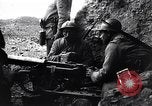 Standbild französischen machine gun emplacement Ersten Weltkrieg Maurepas Yvelines Frankreich, 1917, aus Sekunde 41 historischem Filmmaterial Videoclip 65675027558