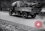 Standbild Transport Französische Artillerie Ersten Weltkrieg Maurepas Yvelines Frankreich, 1917, aus Sekunde 4 historischem Filmmaterial Videoclip 65675027559