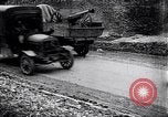 Standbild Transport Französische Artillerie Ersten Weltkrieg Maurepas Yvelines Frankreich, 1917, aus Sekunde 5 historischem Filmmaterial Videoclip 65675027559